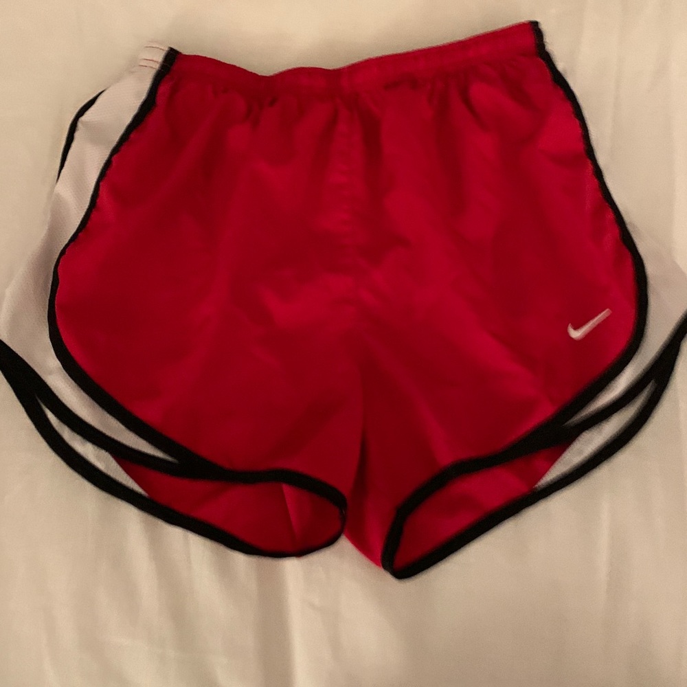 💛women’s nike shorts M